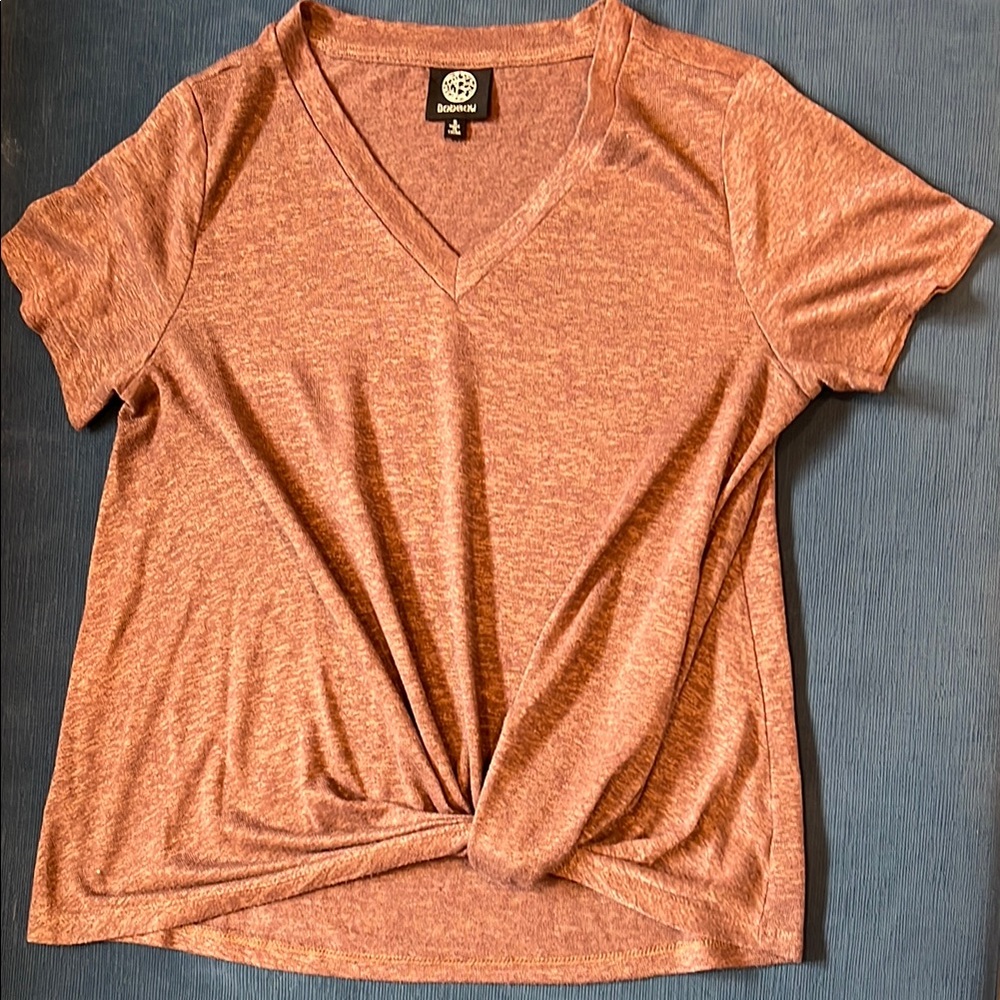Bobeau Women's rose-colored V-Neck Twist Top size S